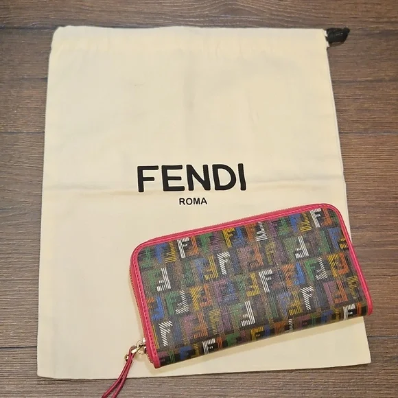 Fendi Multicolor Zucchino Print Coated Canvas Long Zip Wallet + Dustbag - Picture 1 of 16